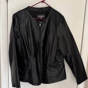 Roz & Ali Black Leather Zip Jacket